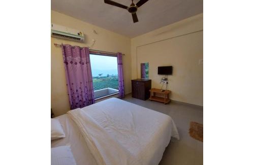 Medha Hotel | The shelar's Royal inn
