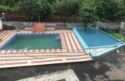 Medha Hotel | The shelar's Royal inn