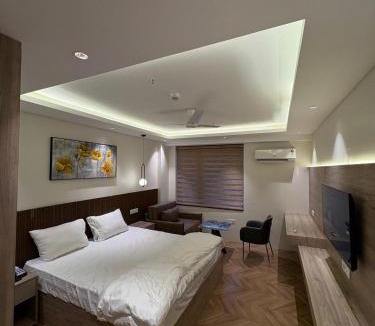 Jaypee Greens Apartment | The Sterling Elite