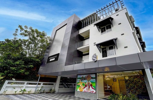 Alwaye House | Townhouse Cochin Airport Skyluxe