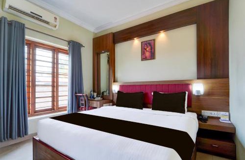 Palayam Hotel | Townhouse MG Road Trivandrum Formerly Nandanam Park