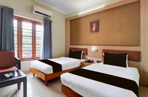 Palayam Hotel | Townhouse MG Road Trivandrum Formerly Nandanam Park