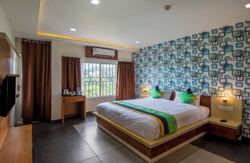 Kalpetta Hotel | Treebo Trend Chembra Residency