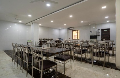 Marol Hotel | Treebo Zaid International Powai