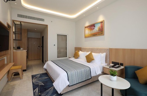 Karappakam Hotel | Triumph Regency