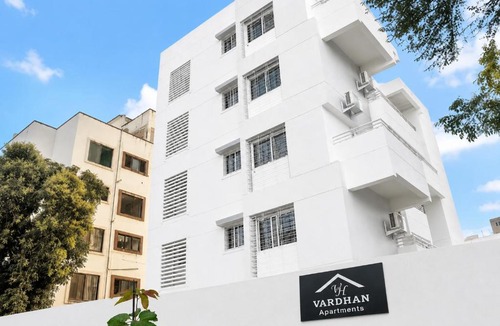 Aundh Hotel | Vardhan Apartment Baner