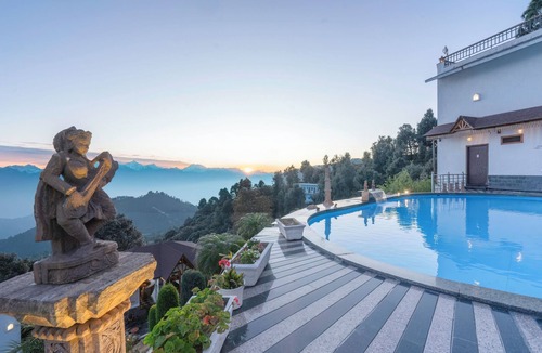 Ranikhet Resort | Vatsyayana Resorts