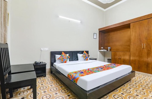 Allahabad Hotel | Via Harmony