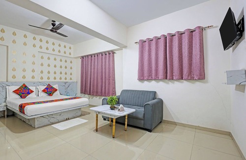 Thergaon Hotel | Via Nakshtram Stay Inn