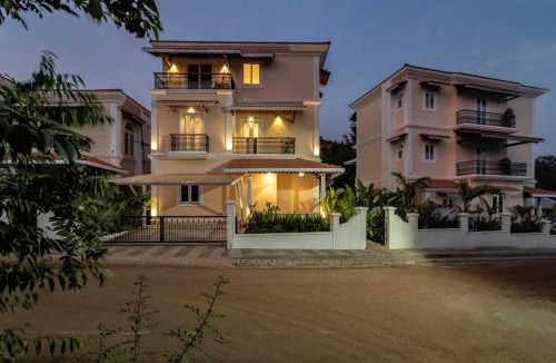 Mapusa Villa | Villa Avyan by Hireavilla - Luxury 4BHK with Pool 5 mins from Assagao