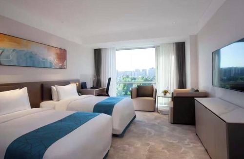 Changping Hotel | Vision Plaza Shahe Intl. Cultural Center