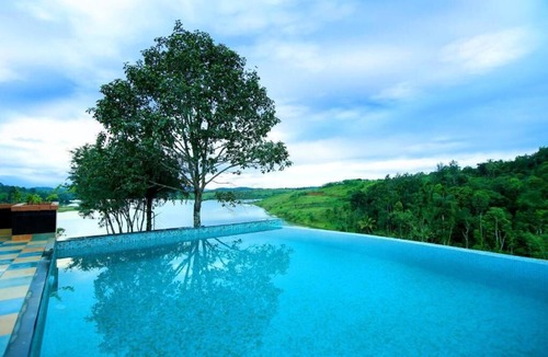 Sulthan Bathery Resort | Vista Del Lago Wayanad