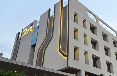 Indore Hotel | WATERLILY HOTEL