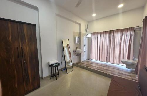 Aarey Colony Villa | Whispering Stones 4BHK Modern Spacez Villa with Indoor Bar