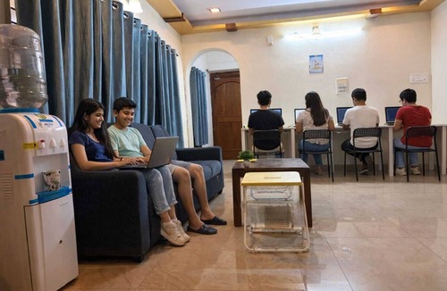 Koramangala 4th Block House | Zingy Hostel Bengaluru, Koramangala