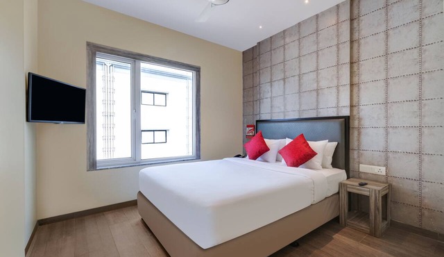 7 Apple Hotel Vadodara