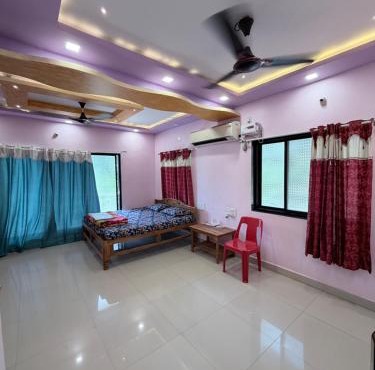 Aarya Holidays Home
