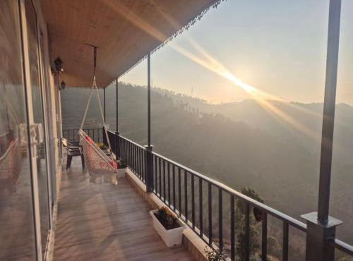 Adorable Stay - Pauri in Devaprayāg