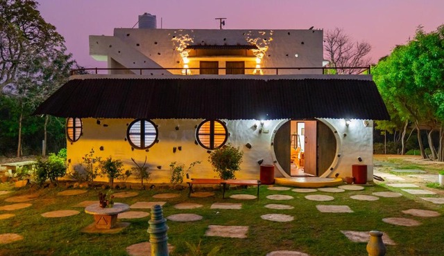 Alaya Stays Hobbit Woods 4-BHK Pet-Friendly Villa with Gazebo and Terrace in Halgūr