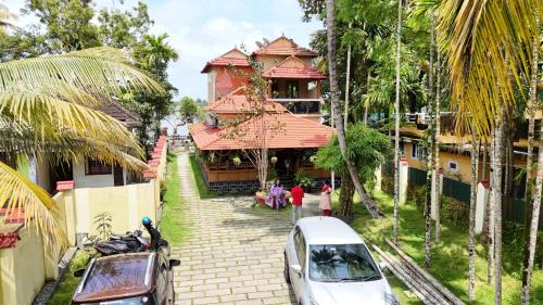 Atharvam Resort in Cherai Beach