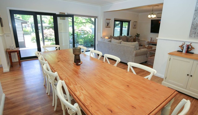 Battenberg at Bright : Dog friendly family oasis in Bright