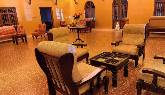 Beautiful 3-bedroom bungalow in adorable Pullinkunnu perfect for relaxing