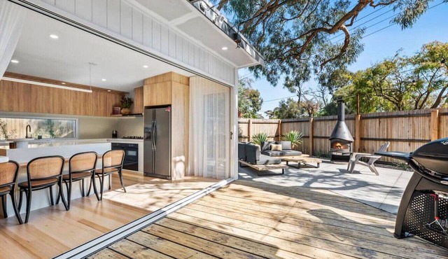 Beautifully presented home that sleeps ten people in Ocean Grove