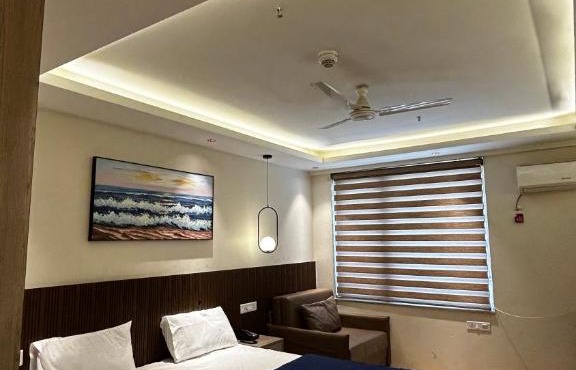 Bee Home Stay in Greater Noida