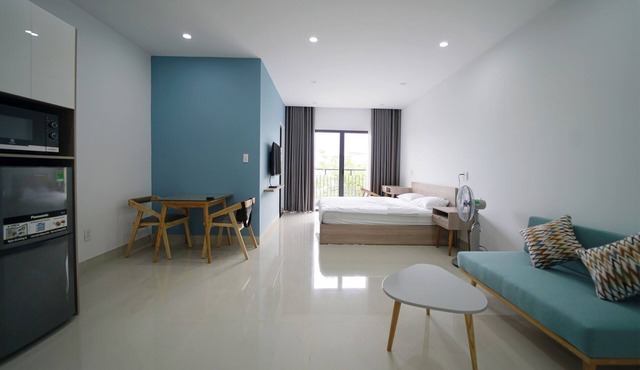 Bright Studio with balcony near Dragon Bridge in Da Nang