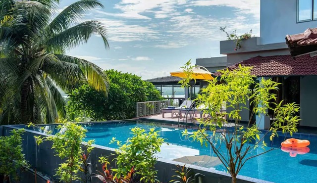 Casa Riva by @orupools