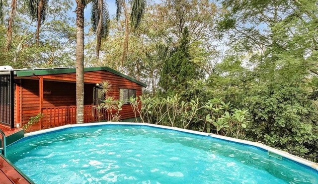 Charming Acreage Property Full Privacy 25 min to Brisbane cbd in Mount Crosby