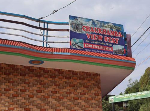 Chaukhamba view stay in Gupta Kāshi
