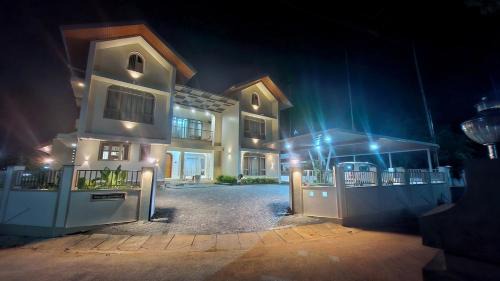 Cobblestone Suite,Solar Powered,2 BHK,AC,Breakfast