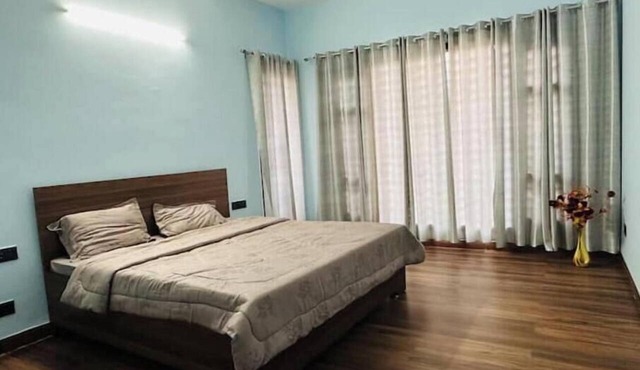 Comfy Corner | Cozy 3BR Retreat with Private Balcony in Mullanpur Garibdass