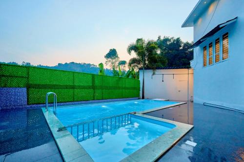 Cool Nest Pool Villa Munnar by VOYE HOMES in Munnar