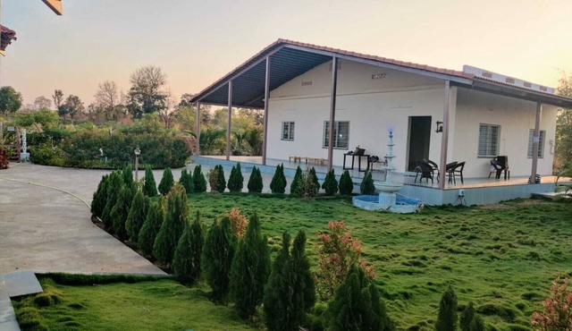 Cozy 2BHK Aamod Villa with Swimming Pool and Rain Dance Near Bor Tiger Reserve