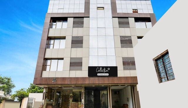 DeluxeSuper Hotel O Near Sai Baba Temple