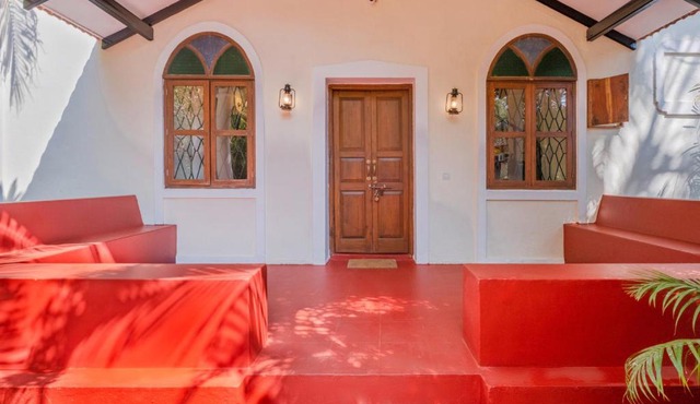 EKOSTAY Gold - Oasis Villa