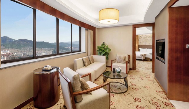ENLUX HOTEL in Jinan