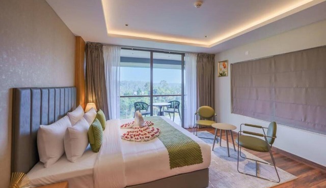 EVORA RESORT AND SPA