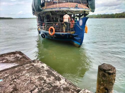 Ezimala cruise