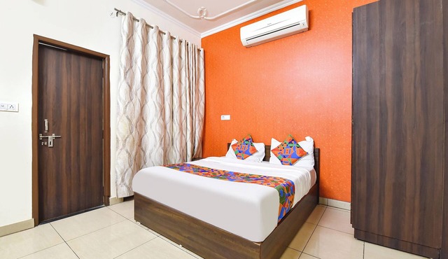 FabHotel Aqueens Plaza - Near Jawahar Circle, Patrika Gate in Jaipur