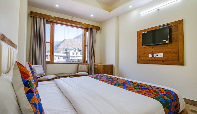 Fabhotel Himalayan Park in Aut