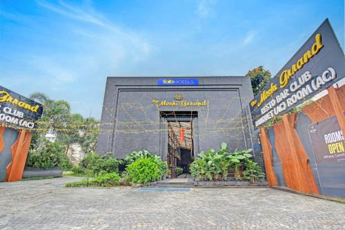 FabHotel New Moshi Grrand