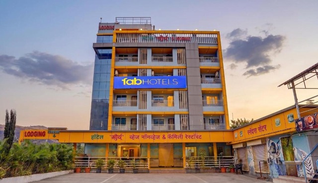 FabHotel Raj