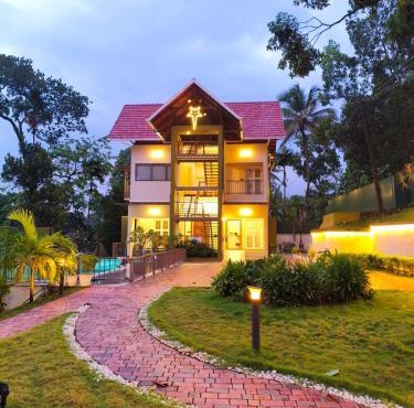 Foresta Thattekkadu Pool Resort