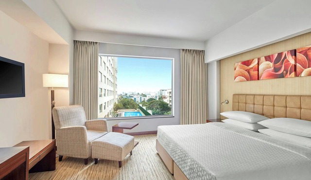 Four Points by Sheraton Hotel & Serviced Apartments, Pune