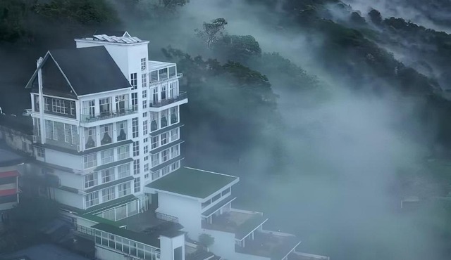 Fragrant Nature Munnar - A Five Star Classified Hotel