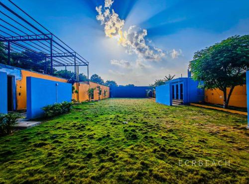 Fun World Beach Park in Kelambākkam
