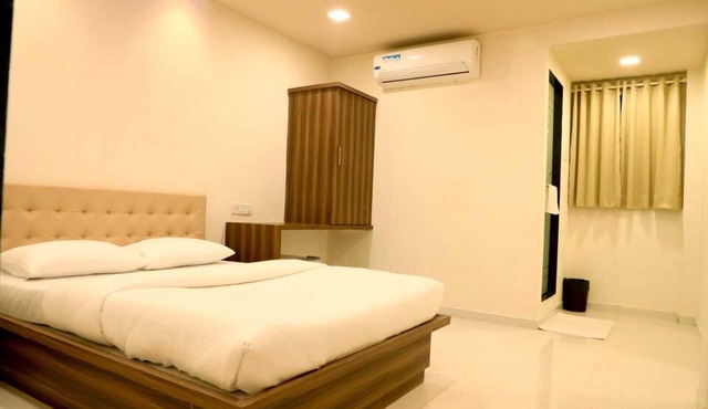 Galaxy Inn By Glitz Hotels
